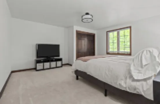 Indoor Pool&Hot tub, Game Room, Sauna, Movie Room