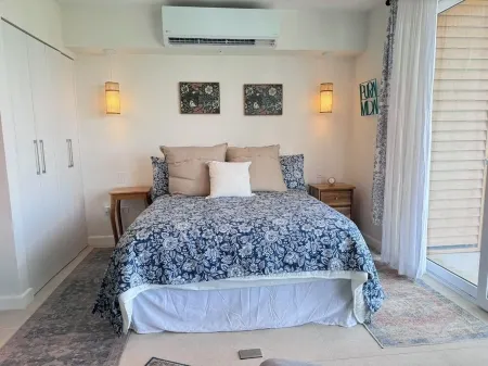 Jaco Pacific Sunset Studio—Ocean View, AC, Fitness, WiFi, Parking