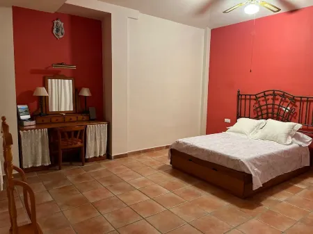 Dream Villa with Swimming Pool and Spectacular Ocean Views