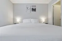 Spacious 1BR for Work or Rest