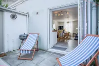 Norton Cottage - 3 Bedroom Cottage - Tenby - Tiny Houses