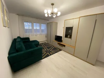 1 bedroom flat in the middle of Satu Mare. Hotels in 