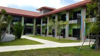 RoomQuest Chonburi Phanat Nikhom Hotel a Distretto di Ban Bueng