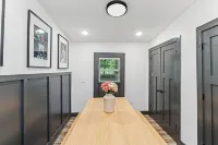 Stylish 2BR Retreat Minutes from NuLu & Downtown!