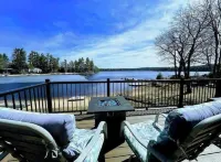 Lake Living, sit back and relax! Hotel a Middleton