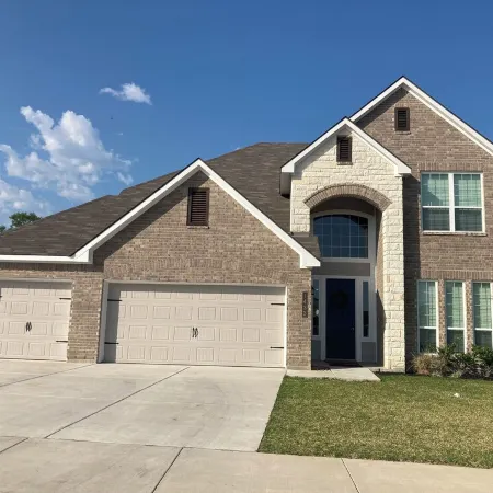 Spacious 5-bedroom TAMU house in Bryan with WiFi, AC