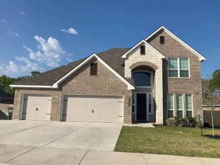 Spacious 5-bedroom TAMU house in Bryan with WiFi, AC