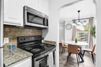 • NEW • Walk to AT&T Stadium  and Globe Life Field • Rangers • Free parking