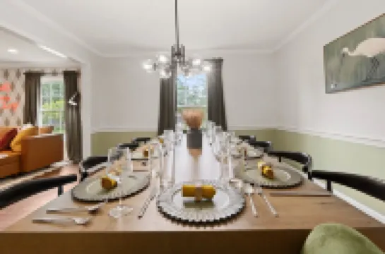 Par Four Retreat - Luxury Golf Getaway - 10 min AGNC