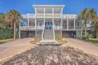 Sullivan's Island Retreat: Spacious 6BR Beach House with Ocean Views