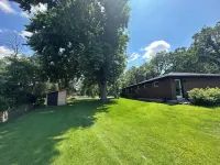 Beautiful, relaxing lake home.