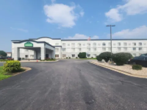 Wingate by Wyndham Joliet Hotels in Joliet