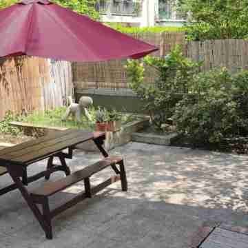Luminous Studio Champs Elysées with  terrace. Hotel Exterior