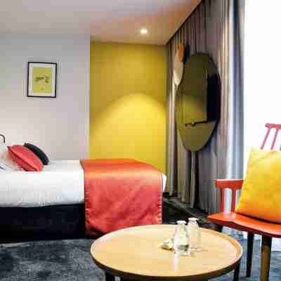 Hostellerie du Chapeau Rouge Rooms