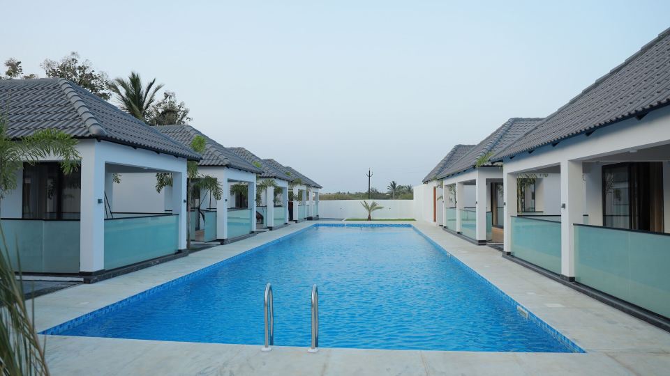DEE COTTAGE