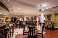 D. Hotel Suites & Spa - Desayuno