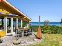 "Ephra" - 150m from the sea Hotel a Bjert