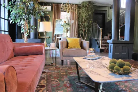 Stylish Casa Mina Downtown Free Parking Отели рядом с достопримечательностью «Университет Техас в Эль-Пасо»