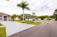 Entire home with pool for long and short stay. Fun for everyone.