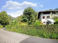 Cottage in Parole near Forest and Lake