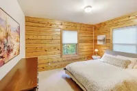 Peaceful 3-bedroom cabin 20 minutes to Winter Park Resort - hot tub, EV charger