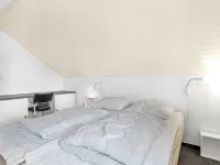 "Hugo" - 2.5km from the Sea
