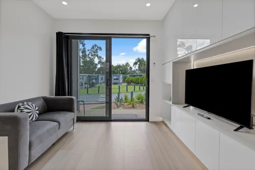 Yandina Caravan Park - Parkering