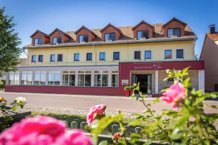 Hotel Zum Stein Wellness & Genuss Resort Отели рядом с достопримечательностью «Pagode»