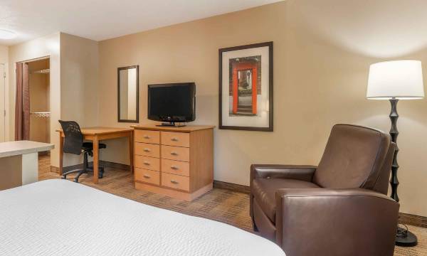 Extended Stay America Suites - Evansville - East