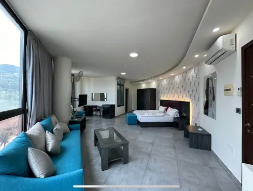 Le Six Hotel and Resort Hotels in Ghalboun