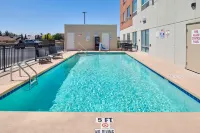 Holiday Inn Express & Suites EL PASO EAST-LOOP 375 by IHG - Rooftop Pools