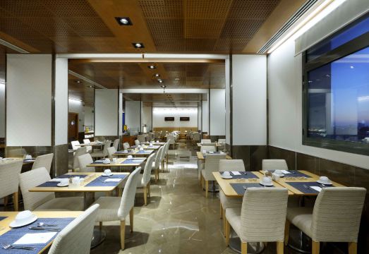 4. 유로스타 그란 ..