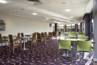 Holiday Inn Express Dunstable, an IHG Hotel