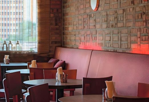 트래블 허브 게스트하우스의 공용 주방 또는 라운지