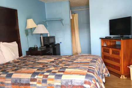 Holiday Motel by Belvilla Cleveland, TN