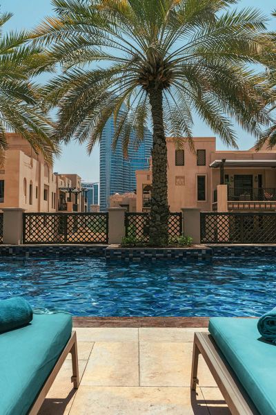 屋外プール マンジル ダウンタウン ドバイの写真