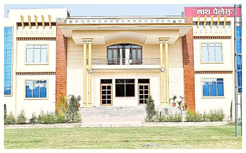 Goroomgo Nath Palace Varanasi - Full Air Conditioned - Excellent Location Hotels in Dafi