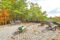 Historic Cabin with Panoramic Kentucky Lake Views - Wifi