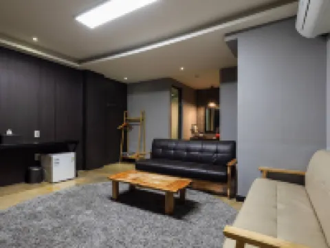 Icheon XYM Hotel 利川市のホテル