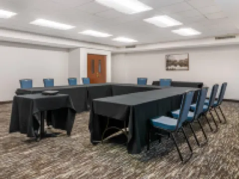 ザ クロックタワー ホテル レイサム - ノースアルバニー, アン アセンド コレクション ホテル コロニーのホテル