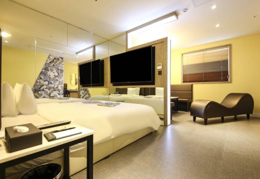 청양 샾무인텔 드라이브인