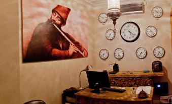 Hich Hotel Konya