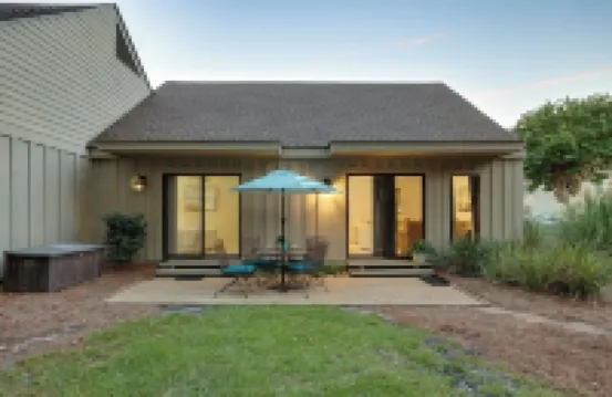 Hilton Head Retreat Gated Villa, Pets OK