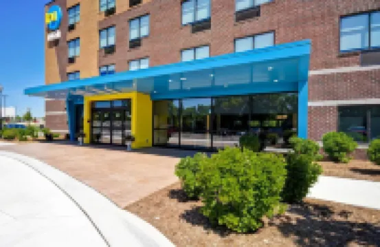 Tru by Hilton Sterling Heights Detroit