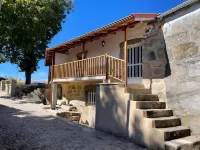Casa do Terrado Mountain House Hotels in Montalegre