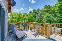 Pet-Friendly Claremont Vacation Rental! - Pysäköinti