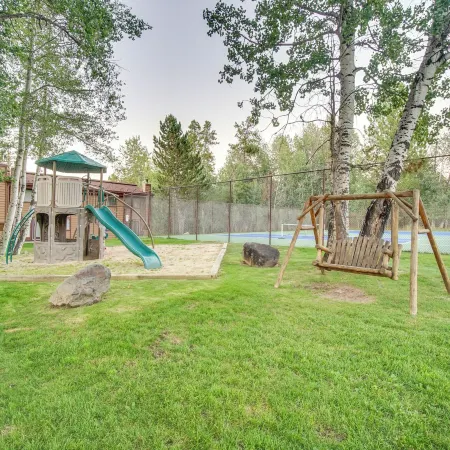 Mccall Vacation Rental ~ 1/2 Mi to Payette Lake!