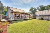 Pool, Porch and Parks North Charleston Family Home! - Homestays