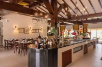 Vila Gale Alentejo Vineyard - Clube de Campo - بار