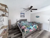 Beautiful 2/2 townhome across from world class Lake Okeechobee Bass fishing ! โรงแรมในโอกีโชบี